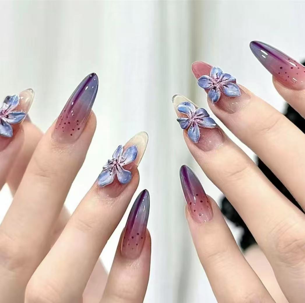 A1244-Handmade 2025 bestseller custom nail art trend, fashionable and international style
