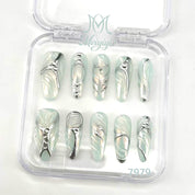 zb134..A variety of nails