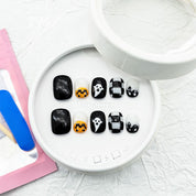 zb18..Halloween-themed wearable armor