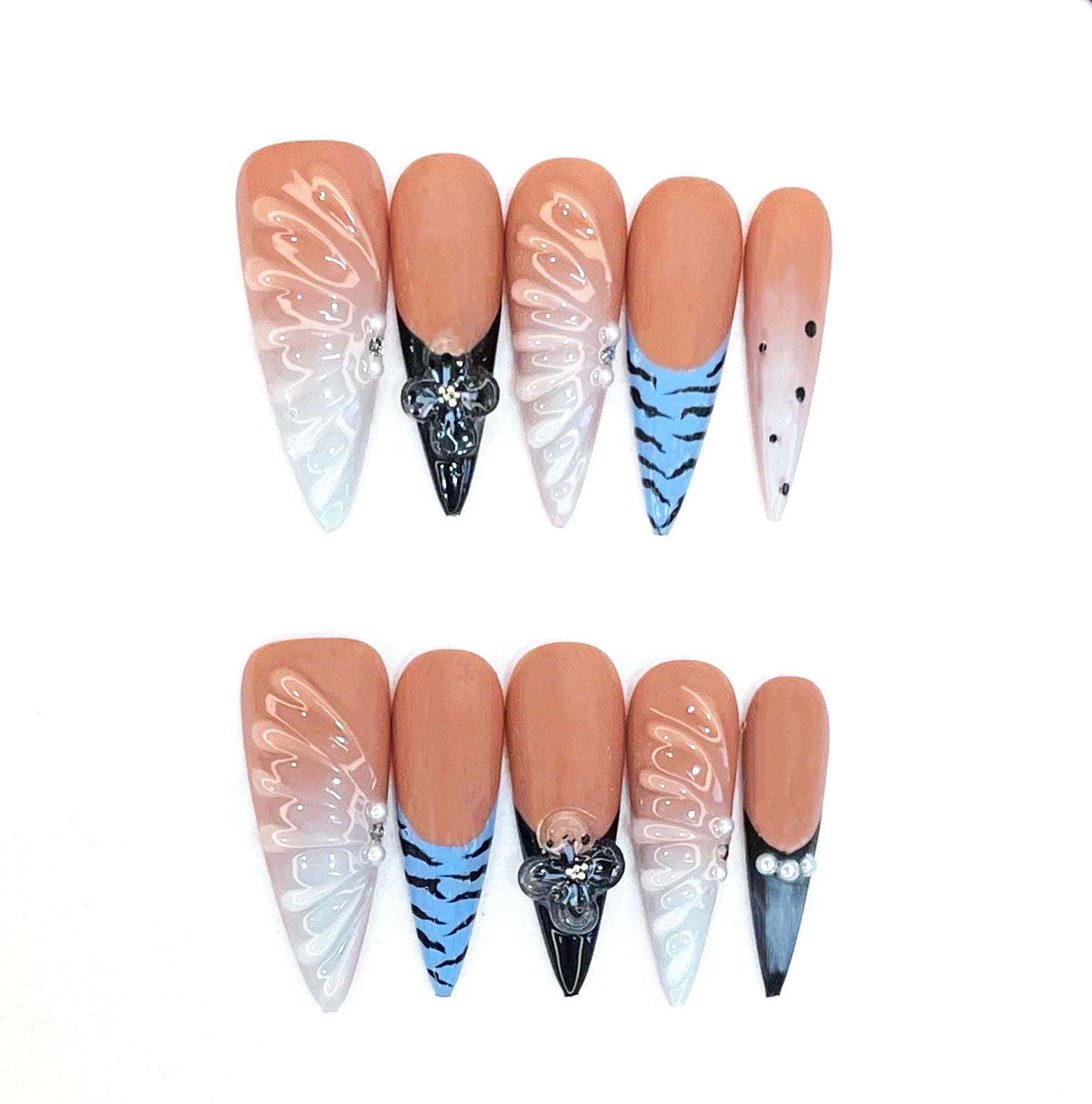 A12- Devil's flower:High-end custom sweet cool spice girl style press on nails