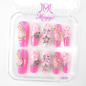 zb131..A wide variety of wearable nails