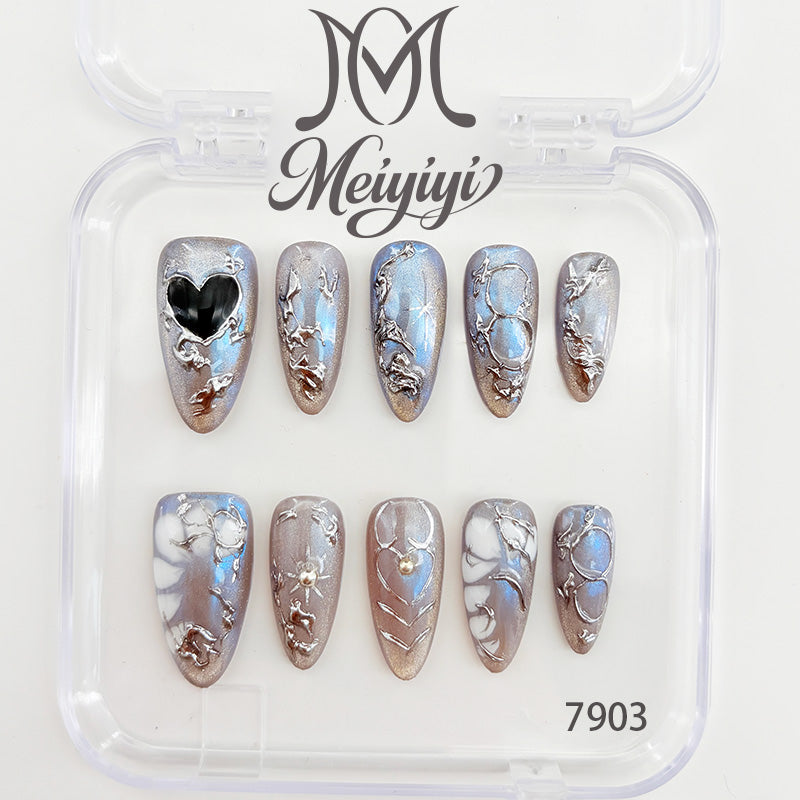 zb130..A wide variety of wearable nails