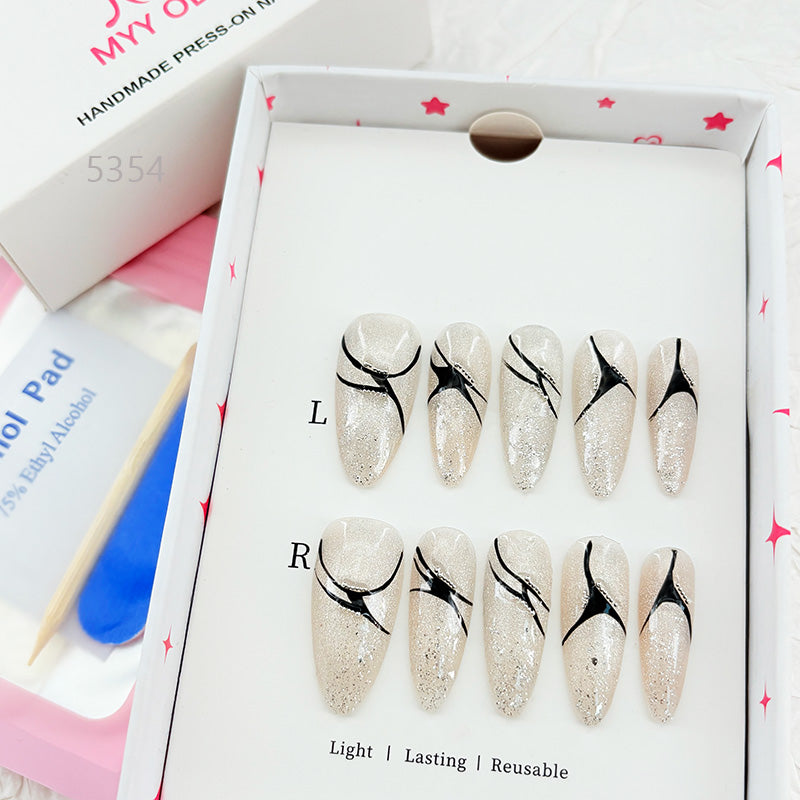 zb45..Exhibition panels of various types of wearable armor