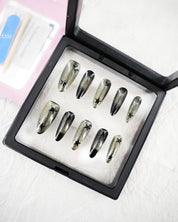 zb43..Exhibition board of various styles of German armor