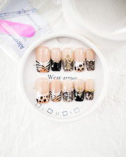 zb43..Exhibition board of various styles of German armor