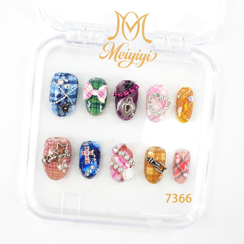 zb110..A wide variety of nails