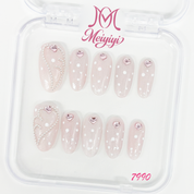 zb132..A variety of nails