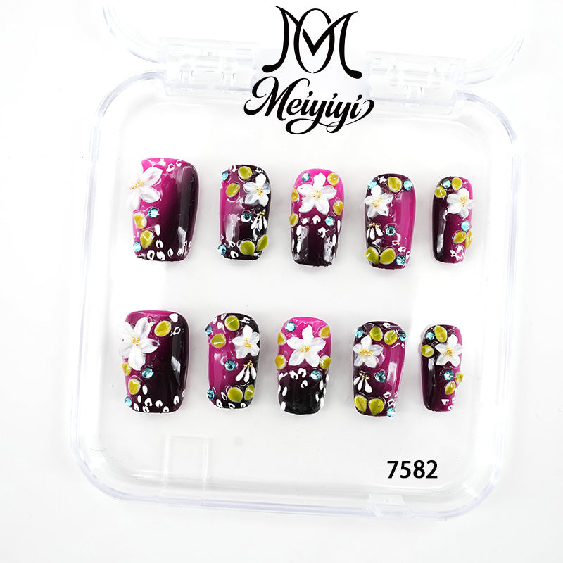 zb119..A wide variety of nails