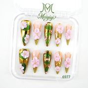 zb110..A wide variety of nails