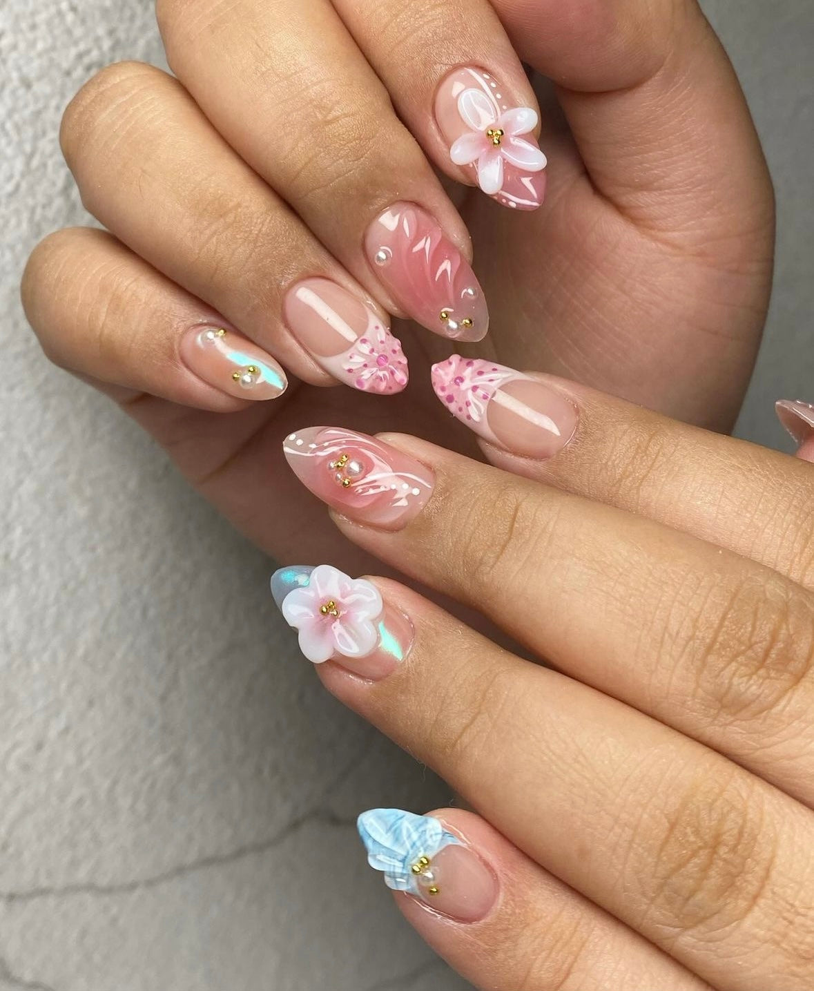 Customized Nails-Mancy