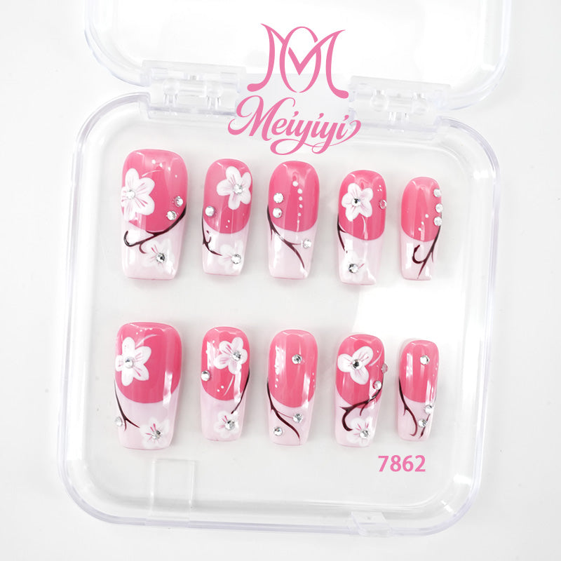 zb128..A wide variety of wearable nails