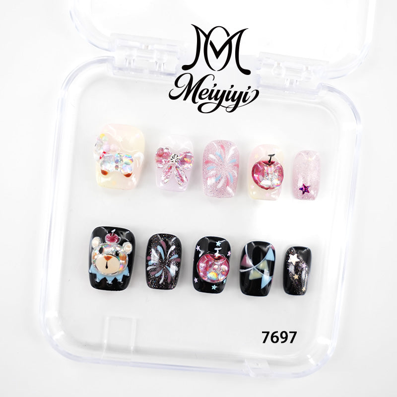 zb122..A wide variety of nails