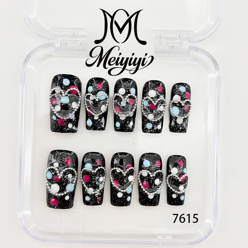 zb121..A wide variety of nails