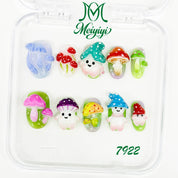 zb132..A variety of nails