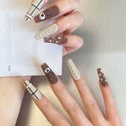 Meiyiyi original high-end hand-painted 3D flower-picking design wearable nail art