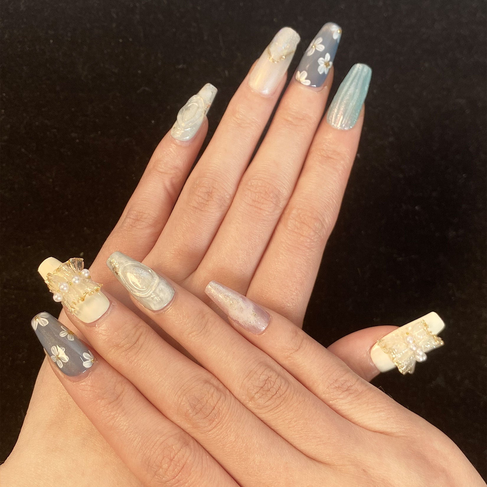 Meiyiyi original handcrafted high-end custom hand-painted wearable nails, luxurious custom style