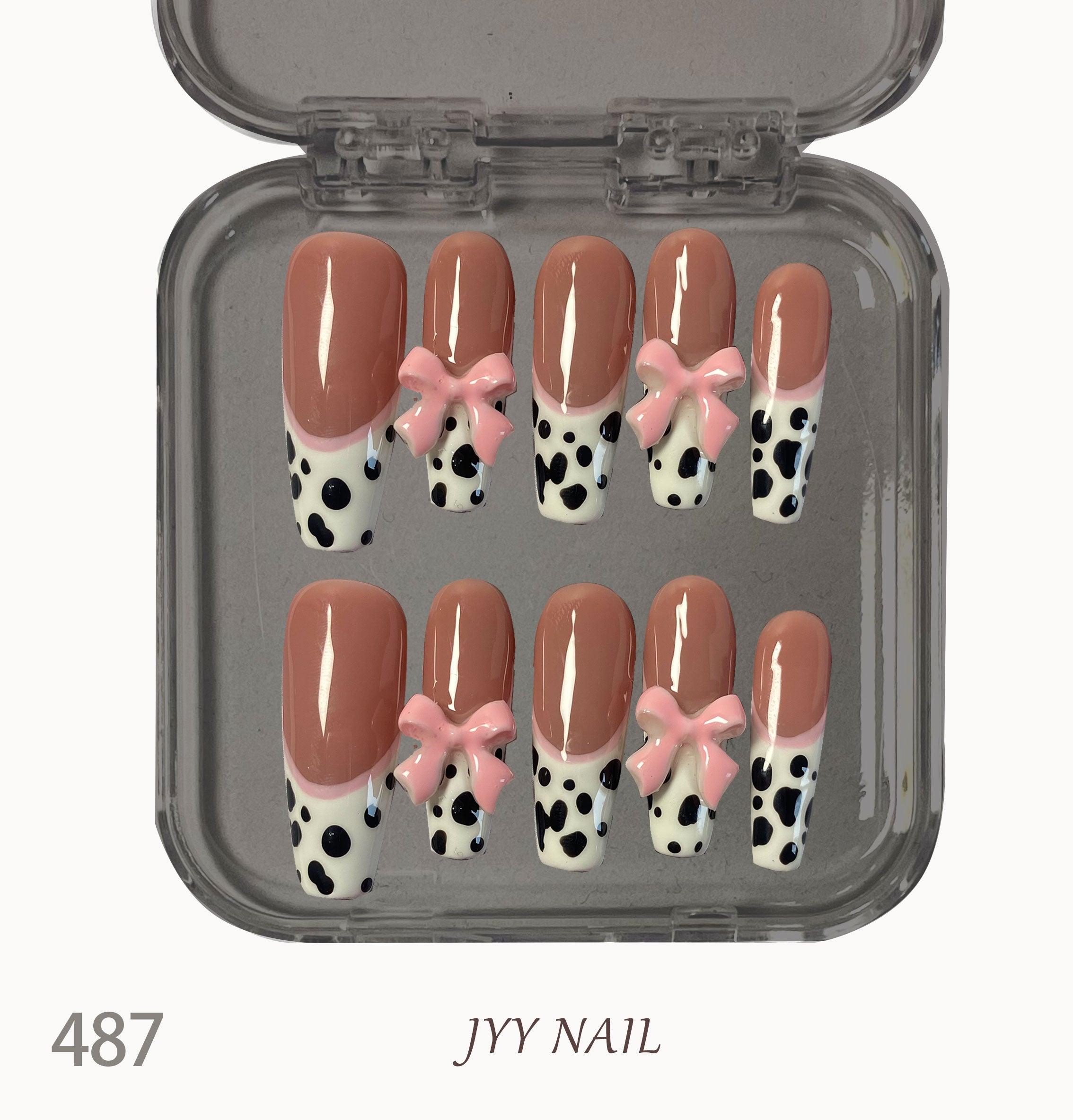 A487 Spotted bow:Pure hand-painted spot bow manicure