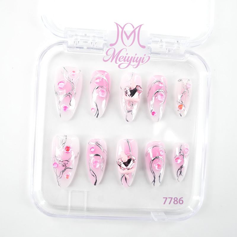 zb128..A wide variety of wearable nails