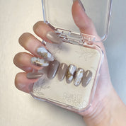 Handmade 2025 bestseller custom nail art trend, fashionable and international style