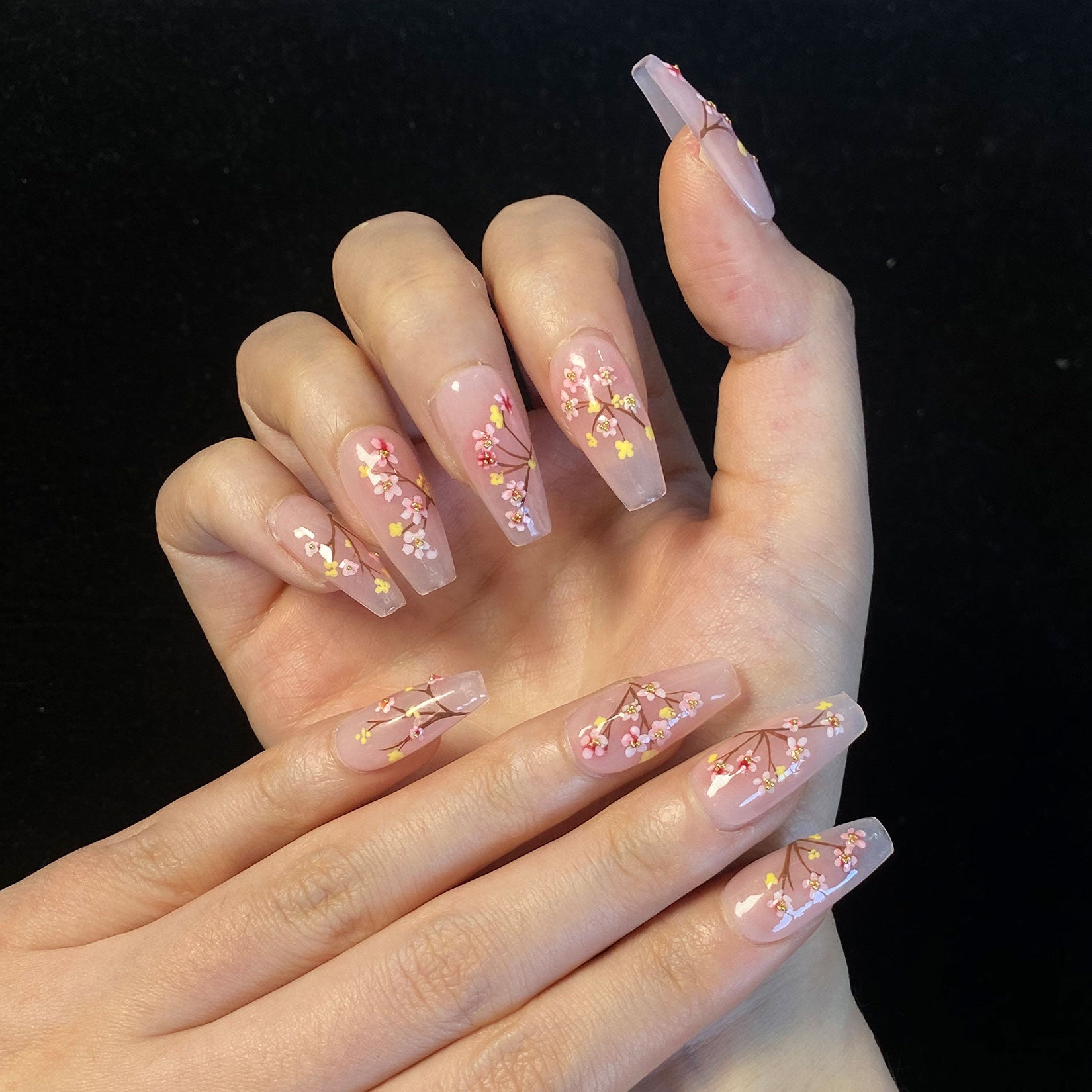 Meiyiyi original pure handcrafted high-end custom hand-painted wearable nails, luxurious custom style