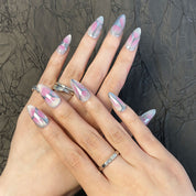 Meiyi Yi's original designer's heavy hand-painted French cat's eye nail art