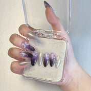 Meiyi Yi's original designer's heavy hand-painted French cat's eye nail art