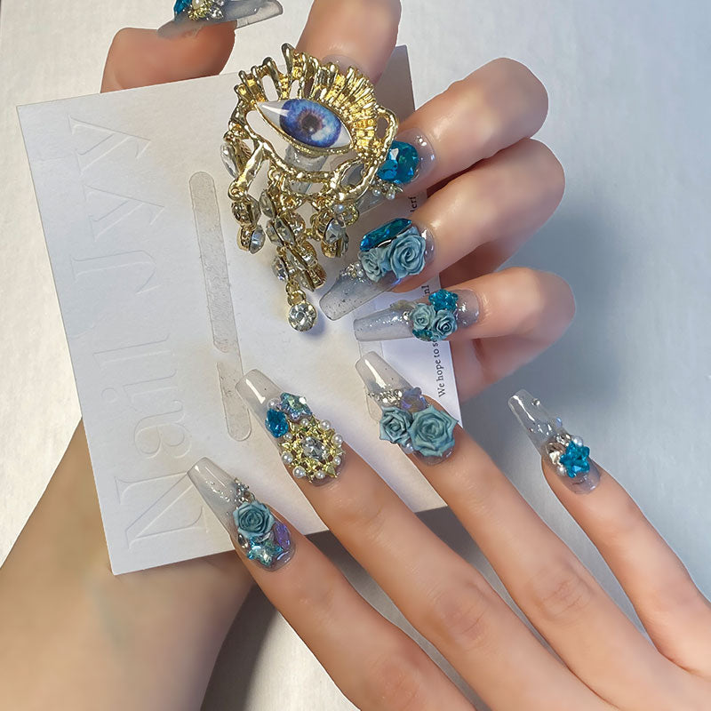 A1326-Handmade 2025 bestseller custom nail art trend, fashionable and international style