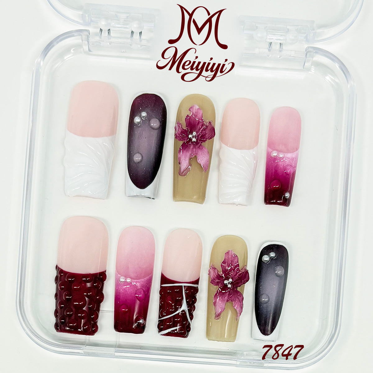 zb129...A wide variety of wearable nails in different styles.