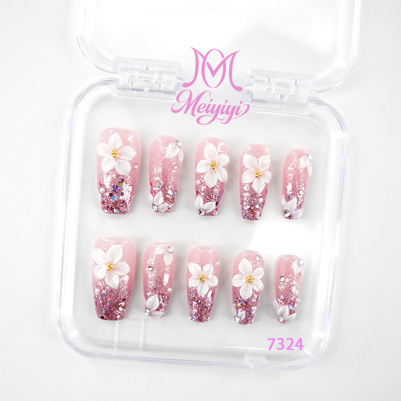 zb110..A wide variety of nails