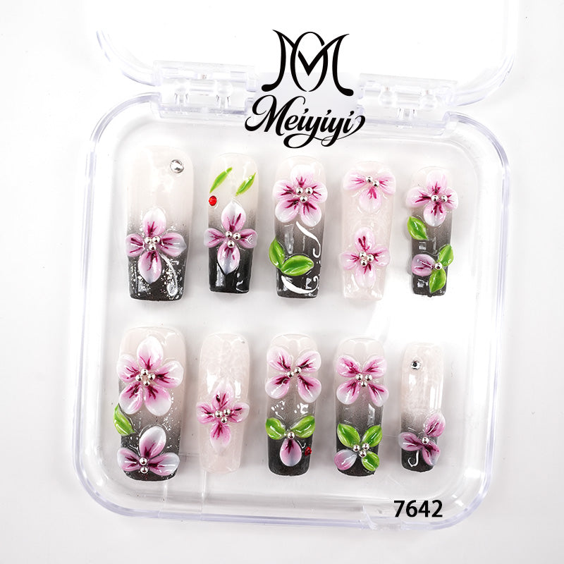 zb122..A wide variety of nails