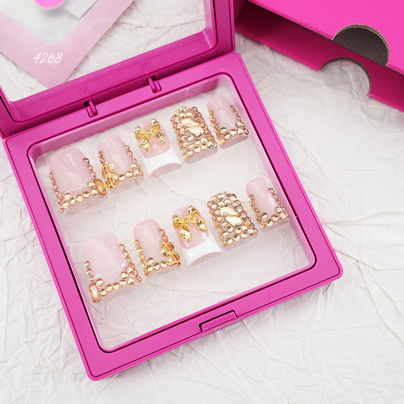 zb21..A variety of dazzling and colorful nail wraps