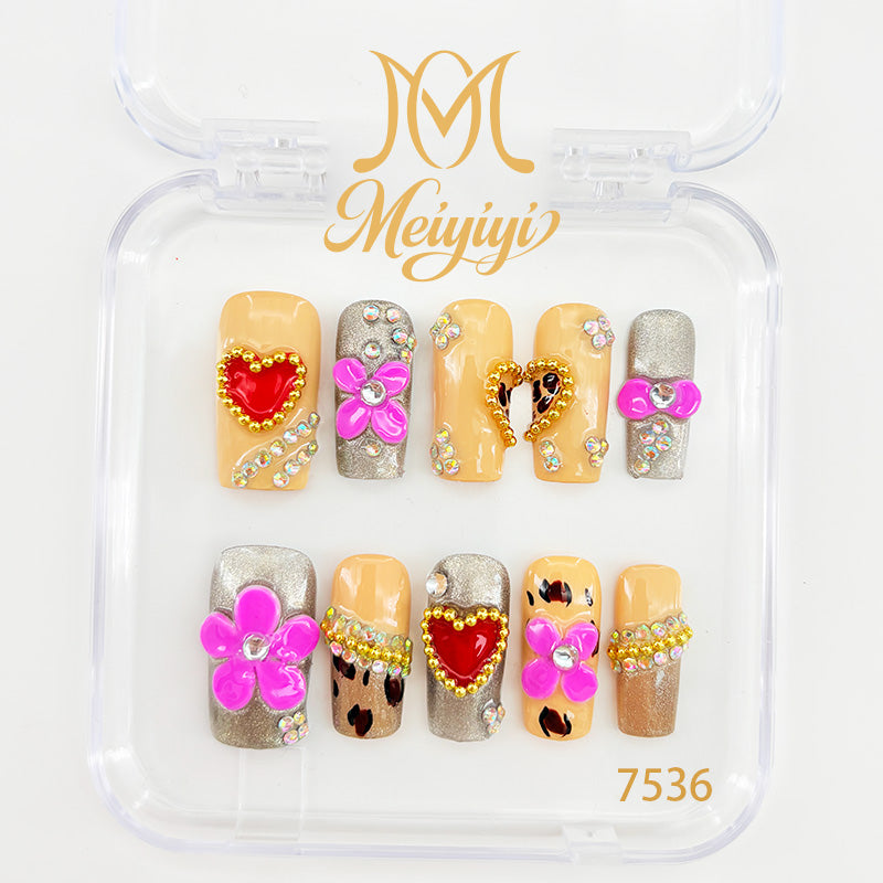 zb118..A wide variety of nails