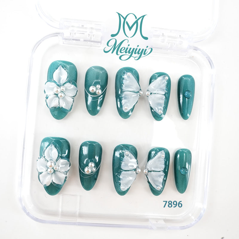 zb131..A wide variety of wearable nails