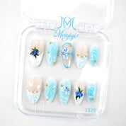 zb110..A wide variety of nails