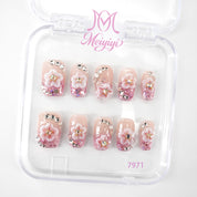 zb134..A variety of nails