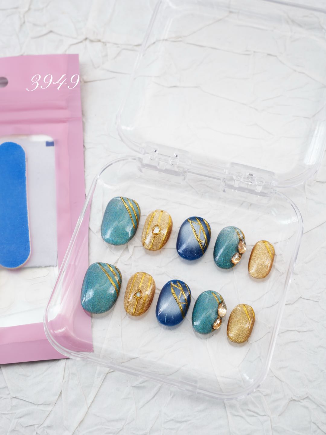 zb13..Wearable armors with distinct features