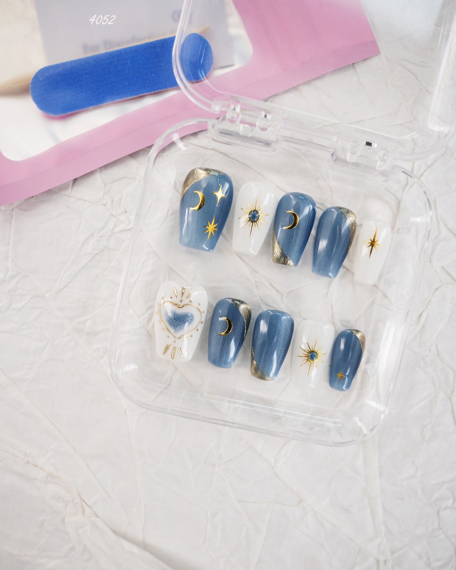 zb15..Wearable armor of various styles