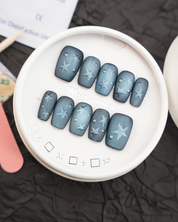 zb8..Beautiful and charming with nails