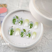 zb8..Beautiful and charming with nails