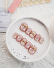 zb8..Beautiful and charming with nails