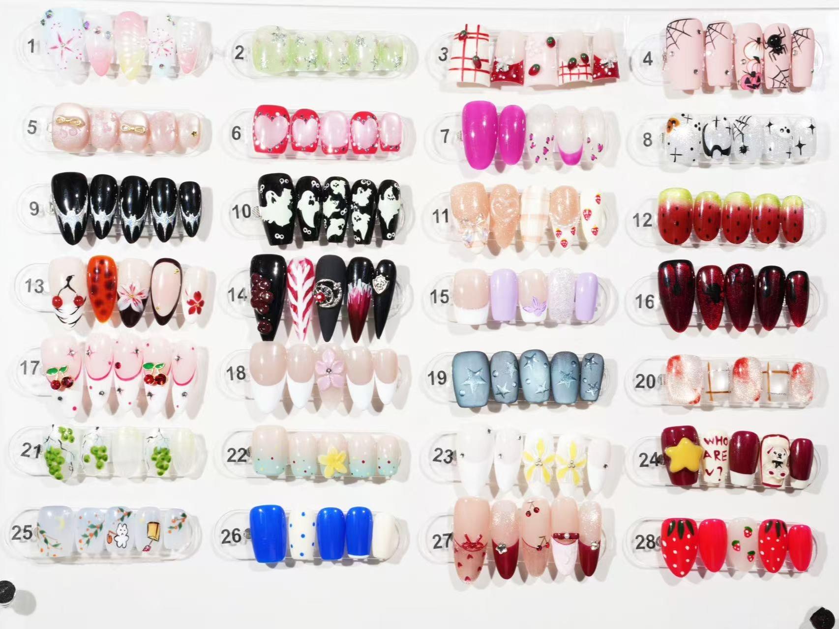 zb8..Beautiful and charming with nails